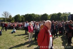 17 Voll Zu Beiden Seiten